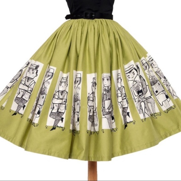 SOLD Pinup Couture Jenny Dress in Commuters Print - Picture 8 of 8